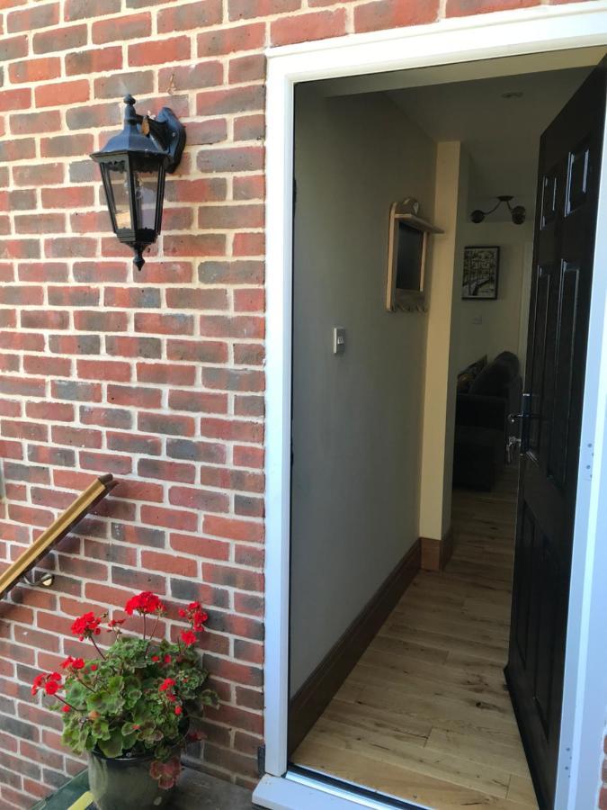 Meadowview Lodge Warsash Bagian luar foto